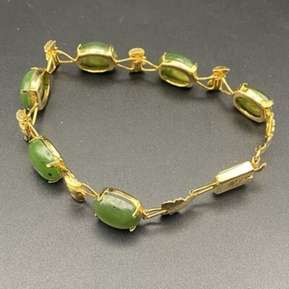 Vtg Green Jadeite Bracelet Gold Plated Bamboo Accent Floral Box Clasp 7" UV Test - Picture 5 of 16